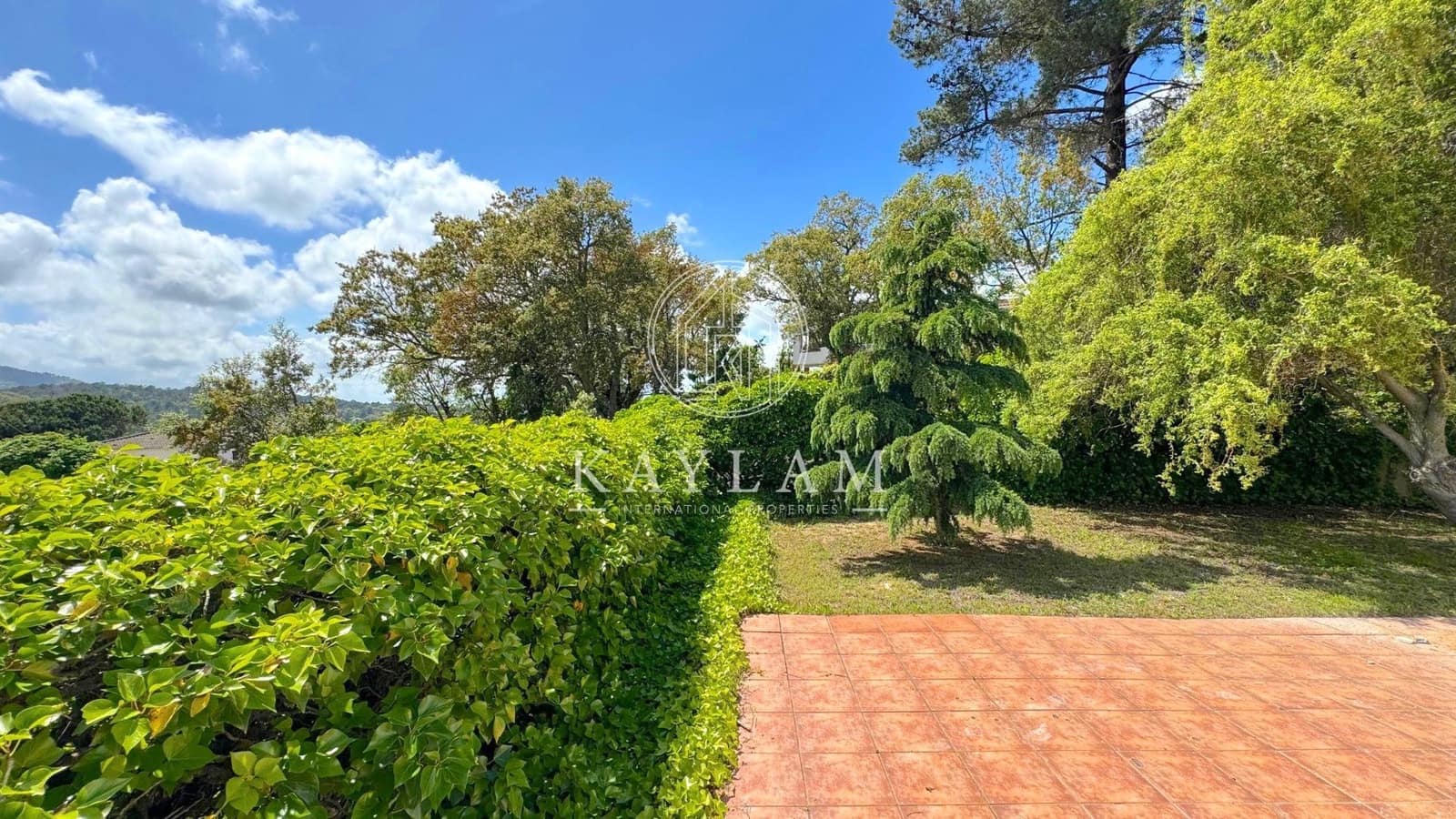 4 soveværelse Villa til salg i Vidreres med swimmingpool garage - € 375.000 (Ref: 9586511)