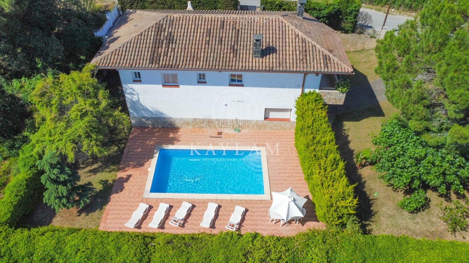 4 soveværelse Villa til salg i Vidreres med swimmingpool garage - € 375.000 (Ref: 9586511)