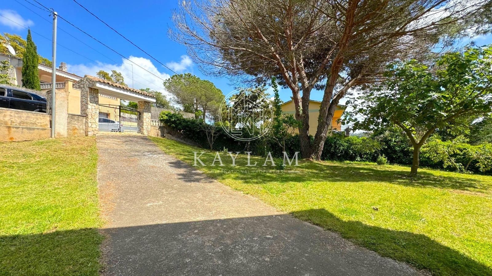 4 soveværelse Villa til salg i Vidreres med swimmingpool garage - € 375.000 (Ref: 9586511)