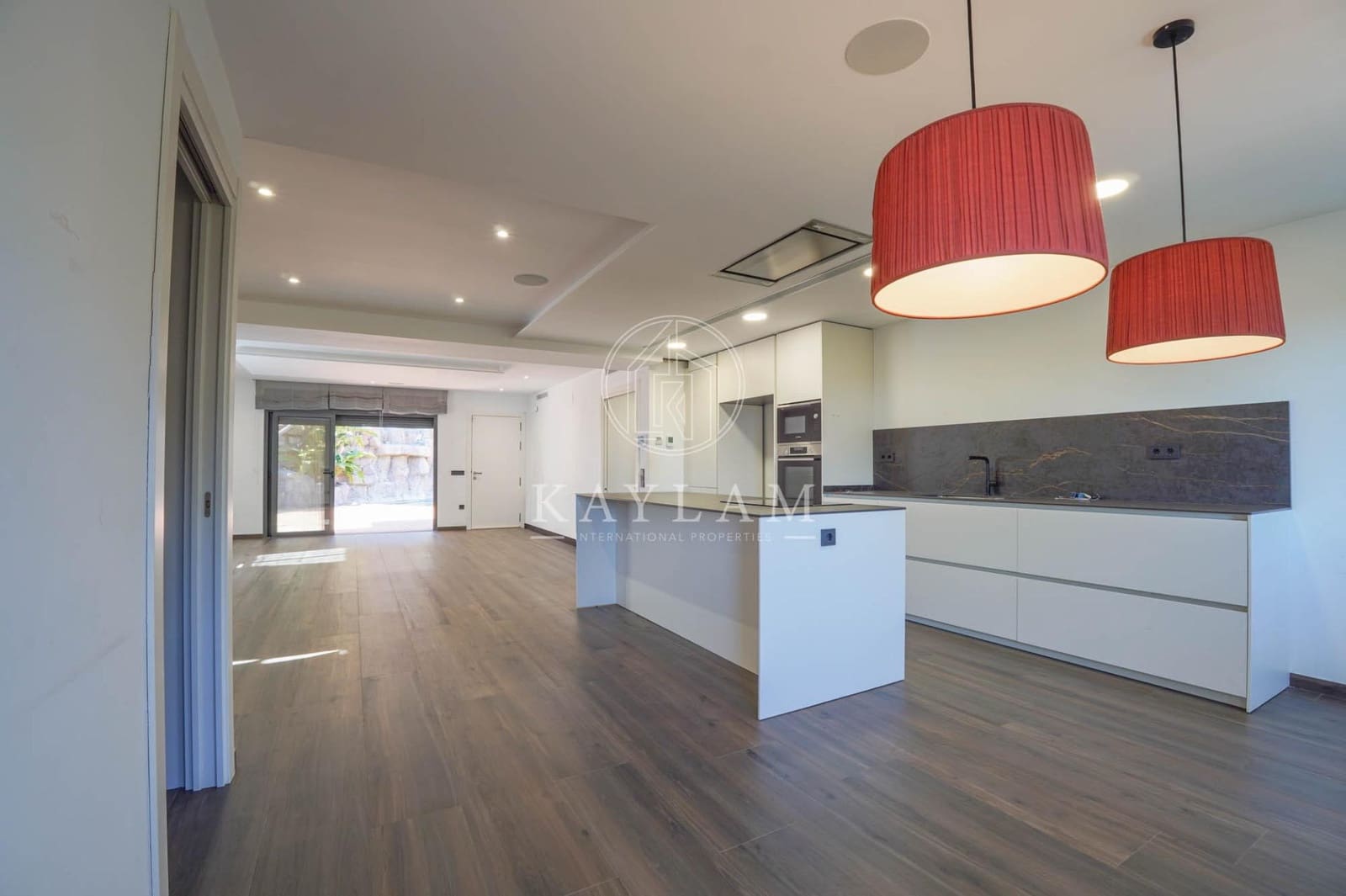 6 soverom Villa til salgs i Tordera med svømmebasseng garasje - € 650 000 (Ref: 9596132)