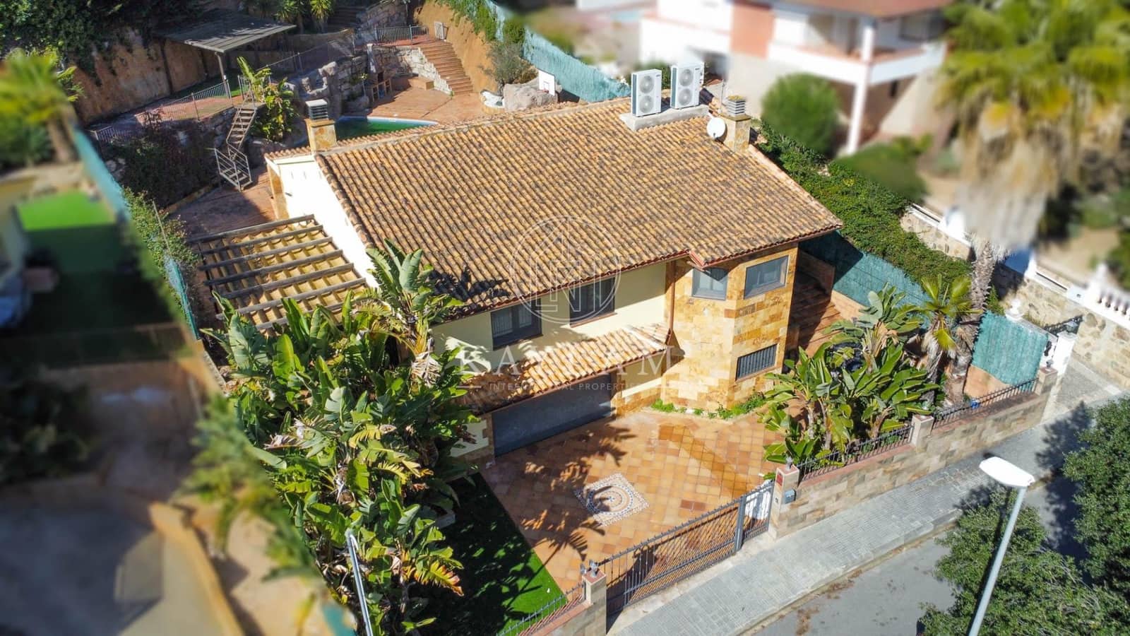 6 soverom Villa til salgs i Tordera med svømmebasseng garasje - € 650 000 (Ref: 9596132)