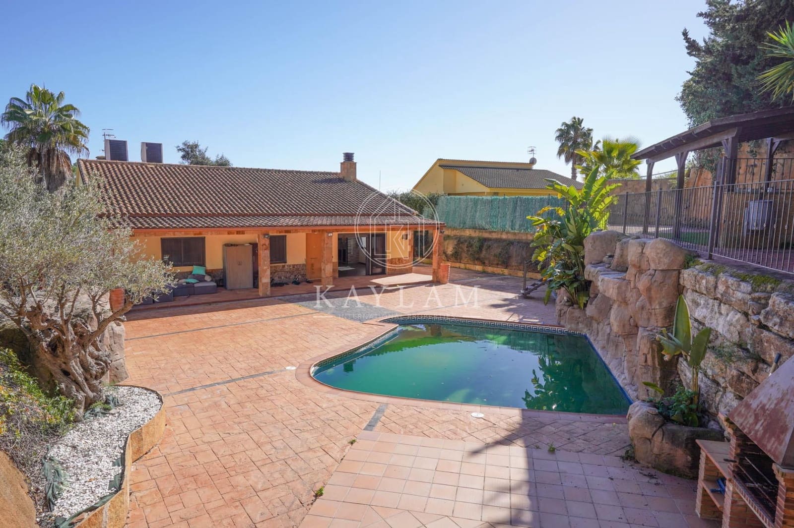 6 soverom Villa til salgs i Tordera med svømmebasseng garasje - € 650 000 (Ref: 9596132)