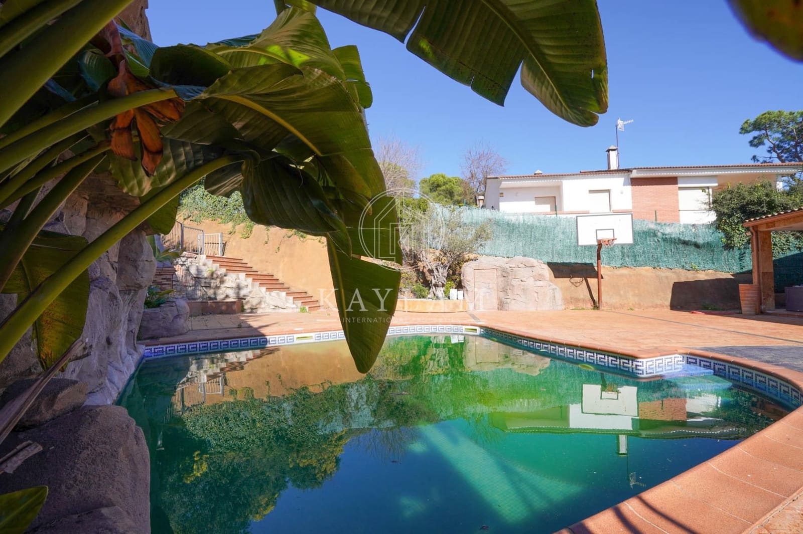 6 soverom Villa til salgs i Tordera med svømmebasseng garasje - € 650 000 (Ref: 9596132)