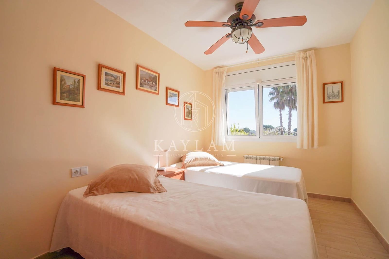 3 sypialnia Willa na sprzedaż w Lloret de Mar z basenem garażem - 790 000 € (Ref: 9629979)