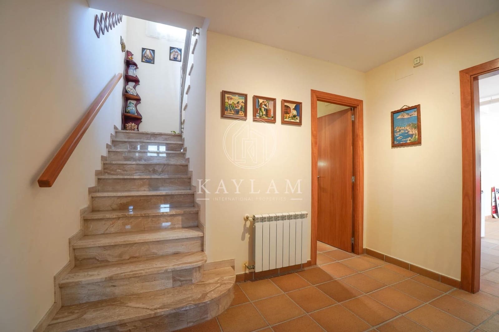 3 sypialnia Willa na sprzedaż w Lloret de Mar z basenem garażem - 790 000 € (Ref: 9629979)