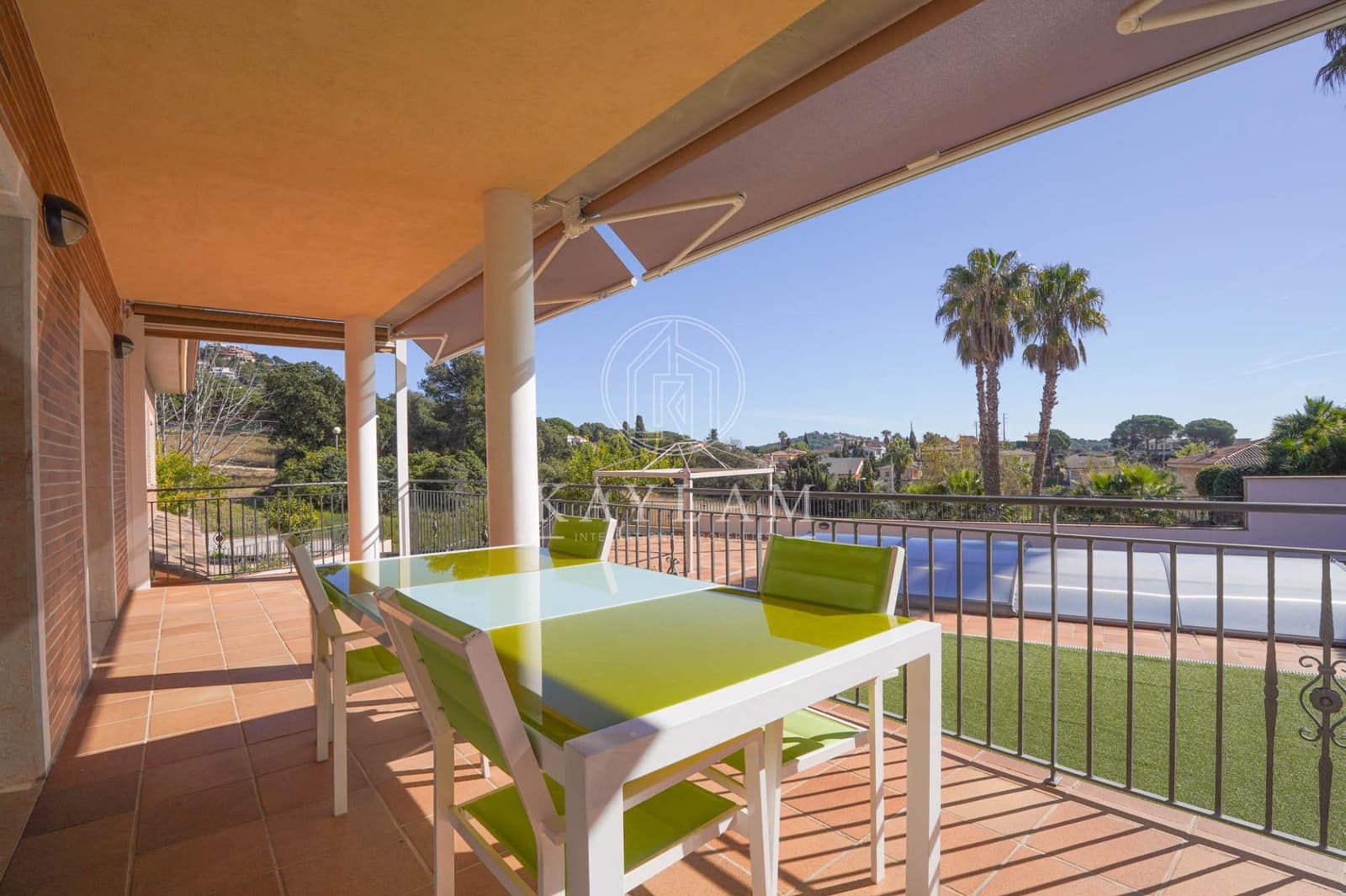 3 sypialnia Willa na sprzedaż w Lloret de Mar z basenem garażem - 790 000 € (Ref: 9629979)