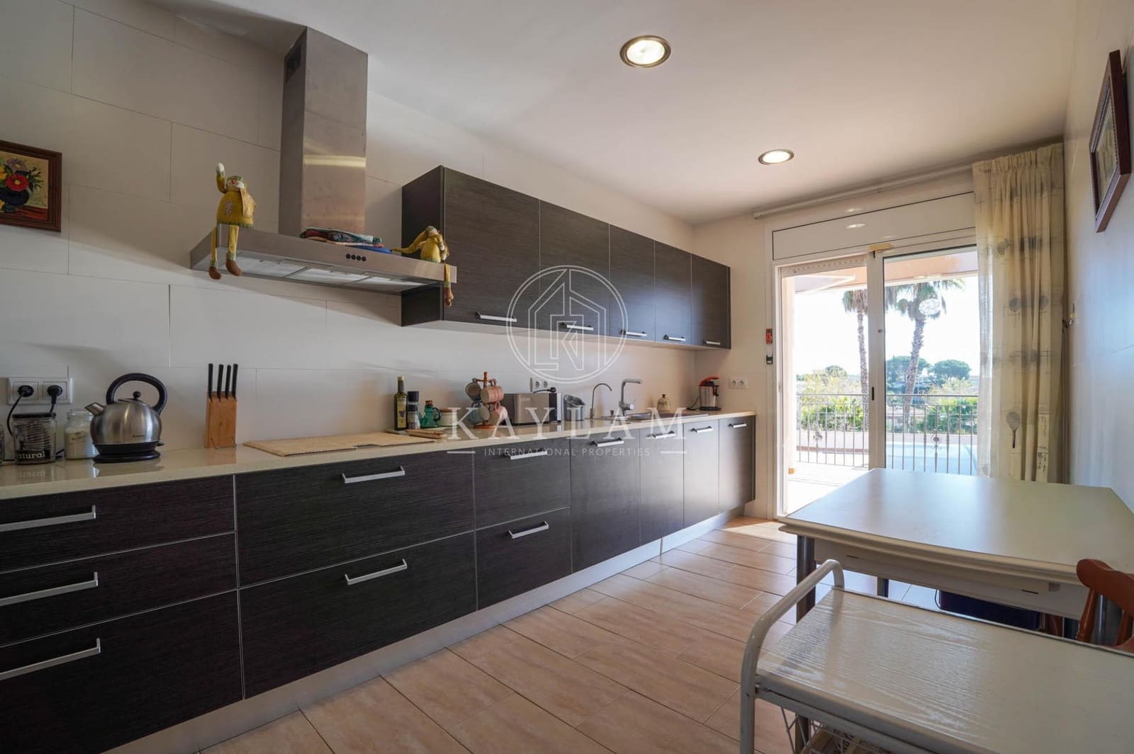 3 sypialnia Willa na sprzedaż w Lloret de Mar z basenem garażem - 790 000 € (Ref: 9629979)