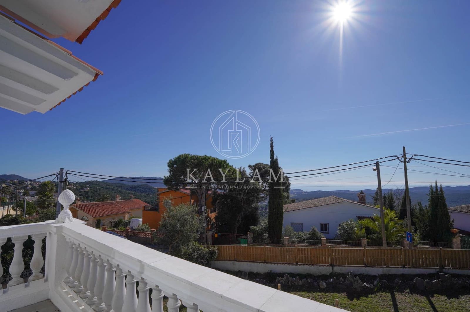 3 soverom Villa til salgs i Lloret de Mar med svømmebasseng garasje - € 335 000 (Ref: 9629980)