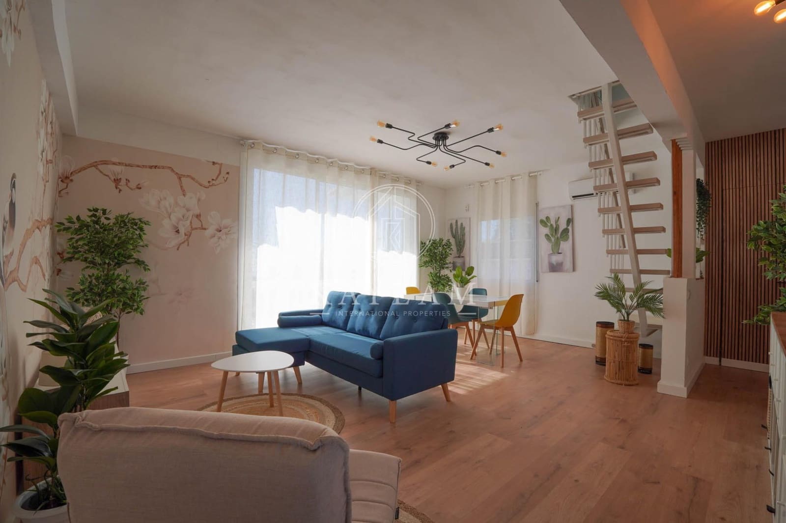 3 soverom Villa til salgs i Lloret de Mar med svømmebasseng garasje - € 335 000 (Ref: 9629980)