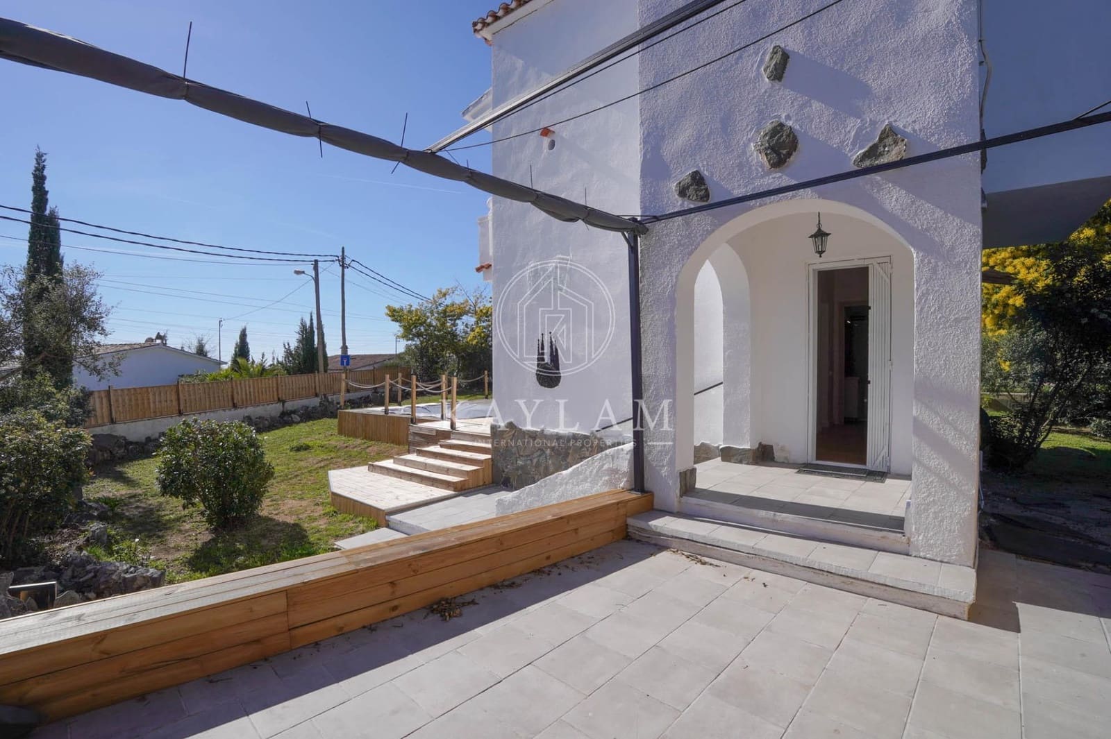 3 soverom Villa til salgs i Lloret de Mar med svømmebasseng garasje - € 335 000 (Ref: 9629980)