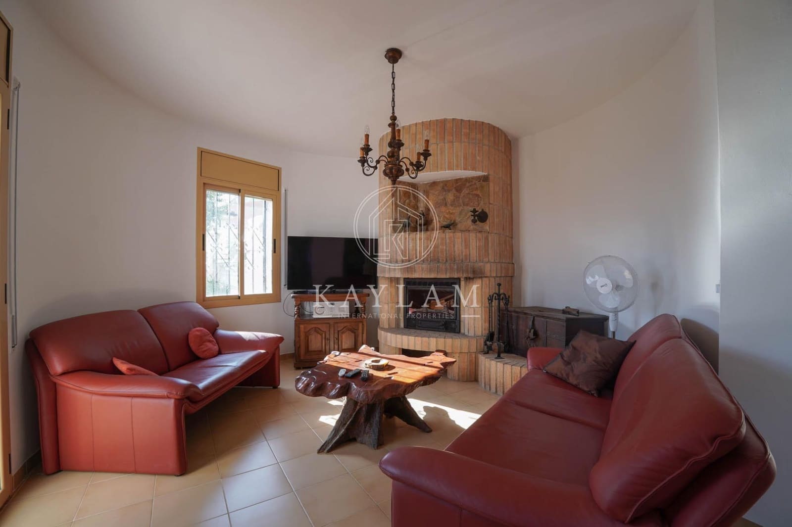 4 bedroom Villa for sale in Lloret de Mar with pool garage - € 535,000 (Ref: 9652003)