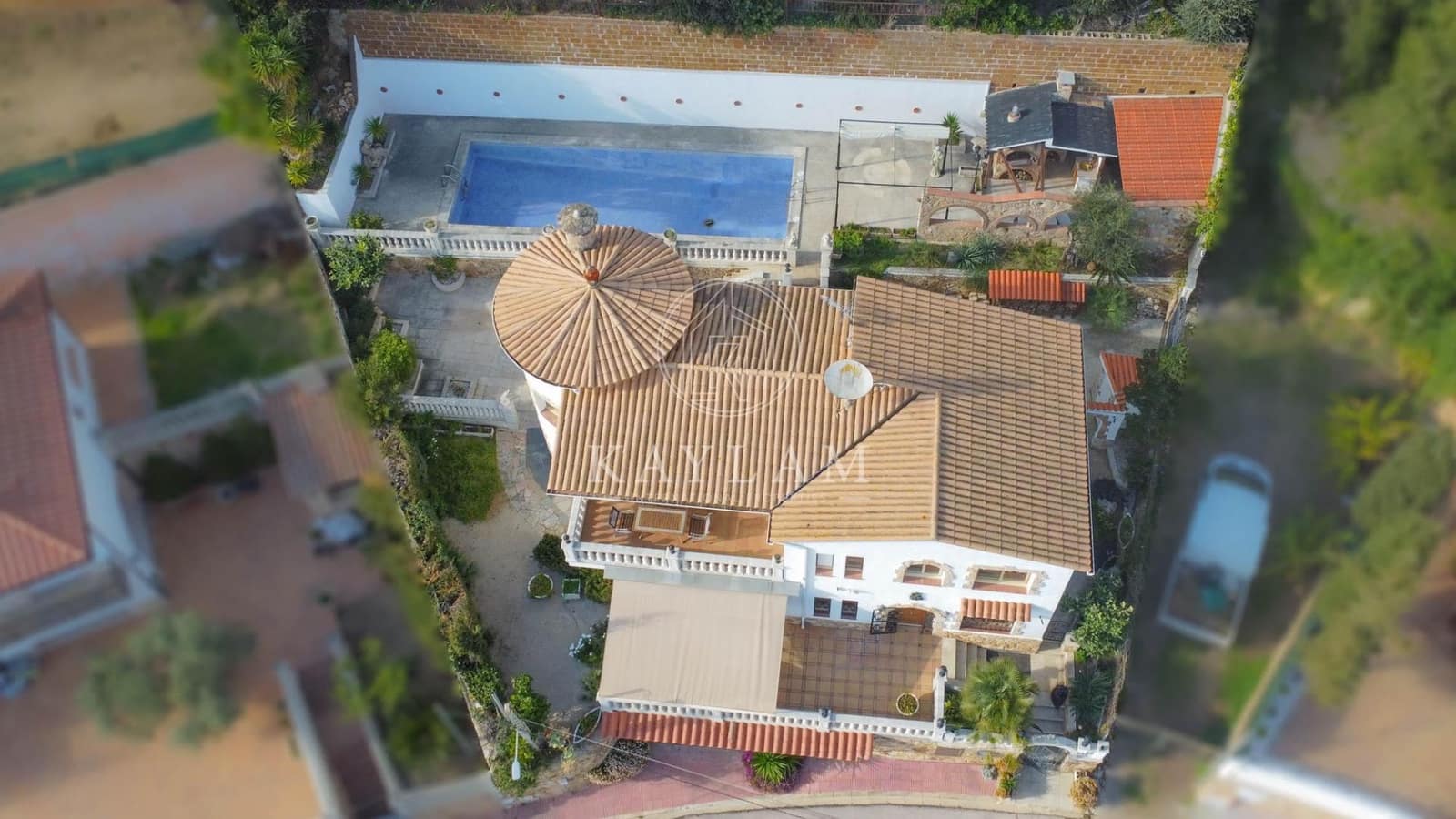 4 bedroom Villa for sale in Lloret de Mar with pool garage - € 535,000 (Ref: 9652003)