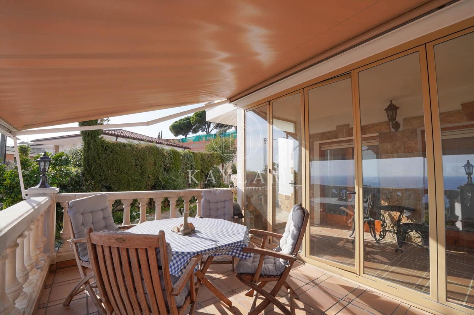 4 bedroom Villa for sale in Lloret de Mar with pool garage - € 535,000 (Ref: 9652003)