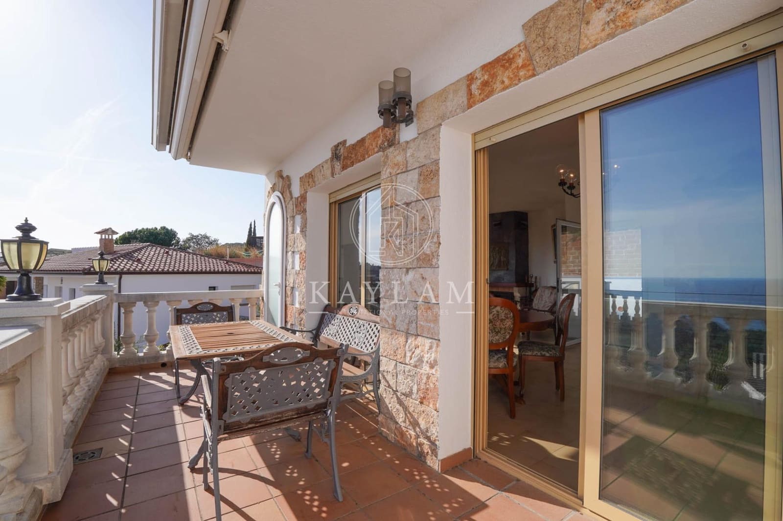4 bedroom Villa for sale in Lloret de Mar with pool garage - € 535,000 (Ref: 9652003)