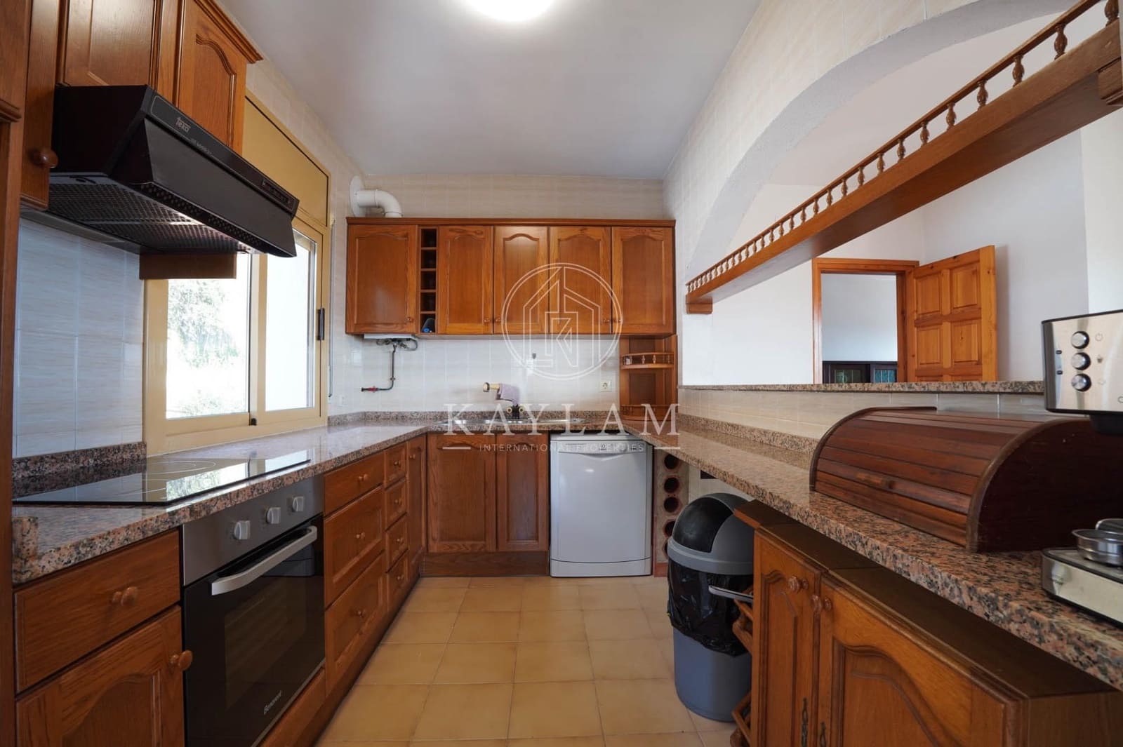 4 bedroom Villa for sale in Lloret de Mar with pool garage - € 535,000 (Ref: 9652003)