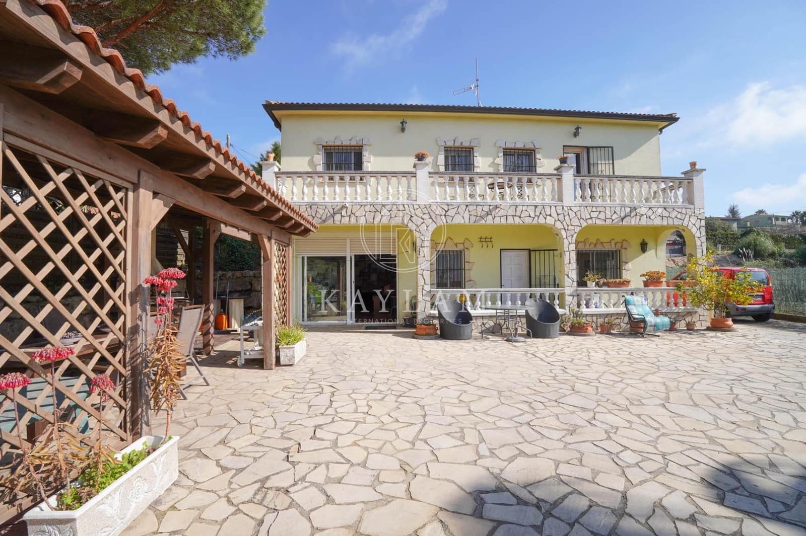 4 camera da letto Villa in vendita in Lloret de Mar con piscina - 399.000 € (Rif: 9652004)