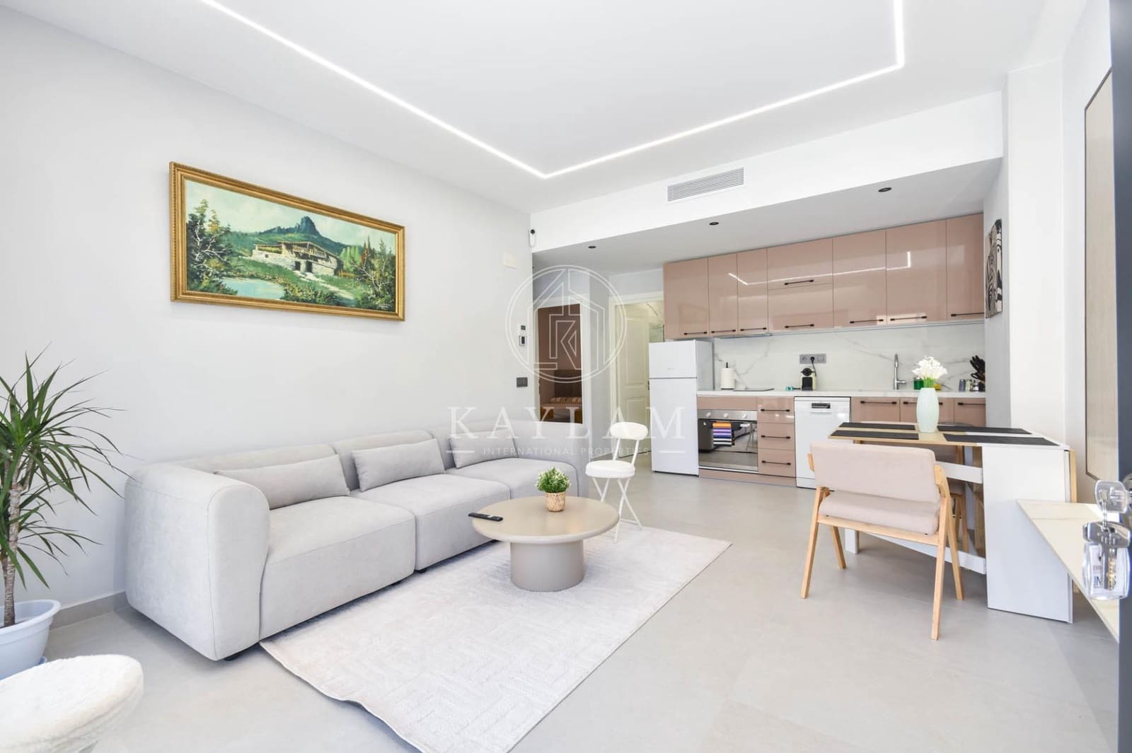 9 chambre Villa/Maison à vendre à Lloret de Mar avec piscine garage - 1 190 000 € (Ref: 9661959)