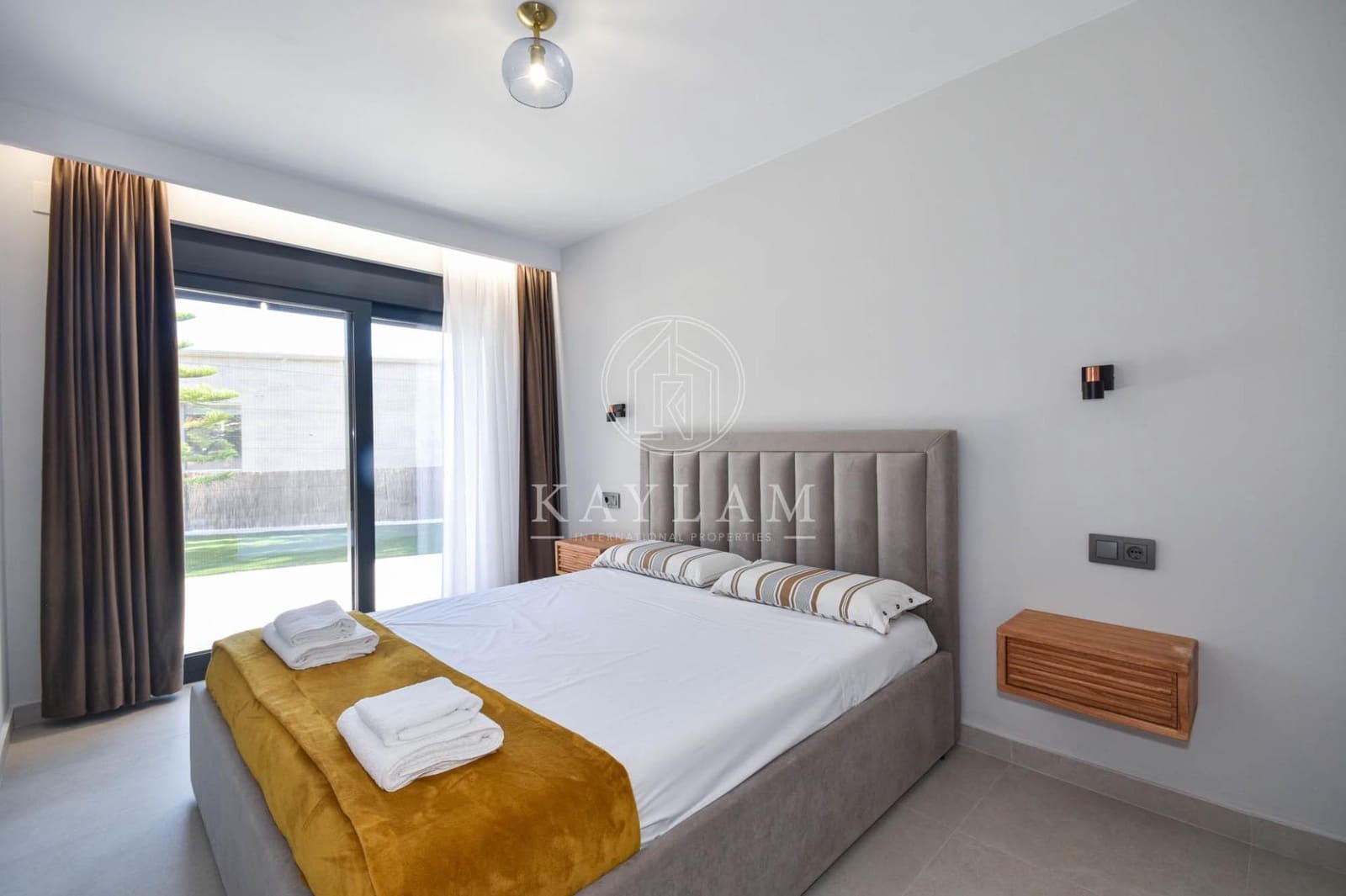 9 chambre Villa/Maison à vendre à Lloret de Mar avec piscine garage - 1 190 000 € (Ref: 9661959)