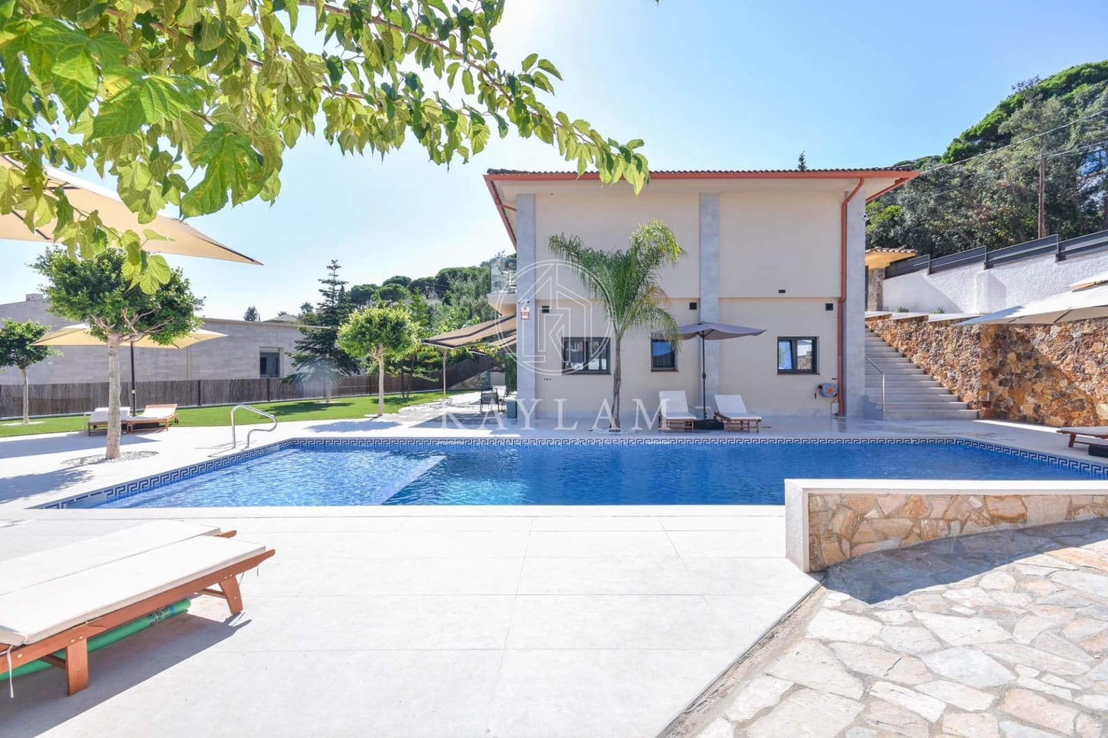 9 chambre Villa/Maison à vendre à Lloret de Mar avec piscine garage - 1 190 000 € (Ref: 9661959)