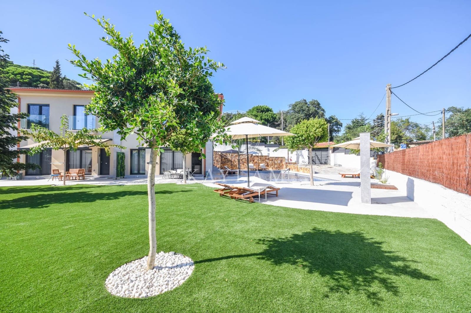 9 chambre Villa/Maison à vendre à Lloret de Mar avec piscine garage - 1 190 000 € (Ref: 9661959)