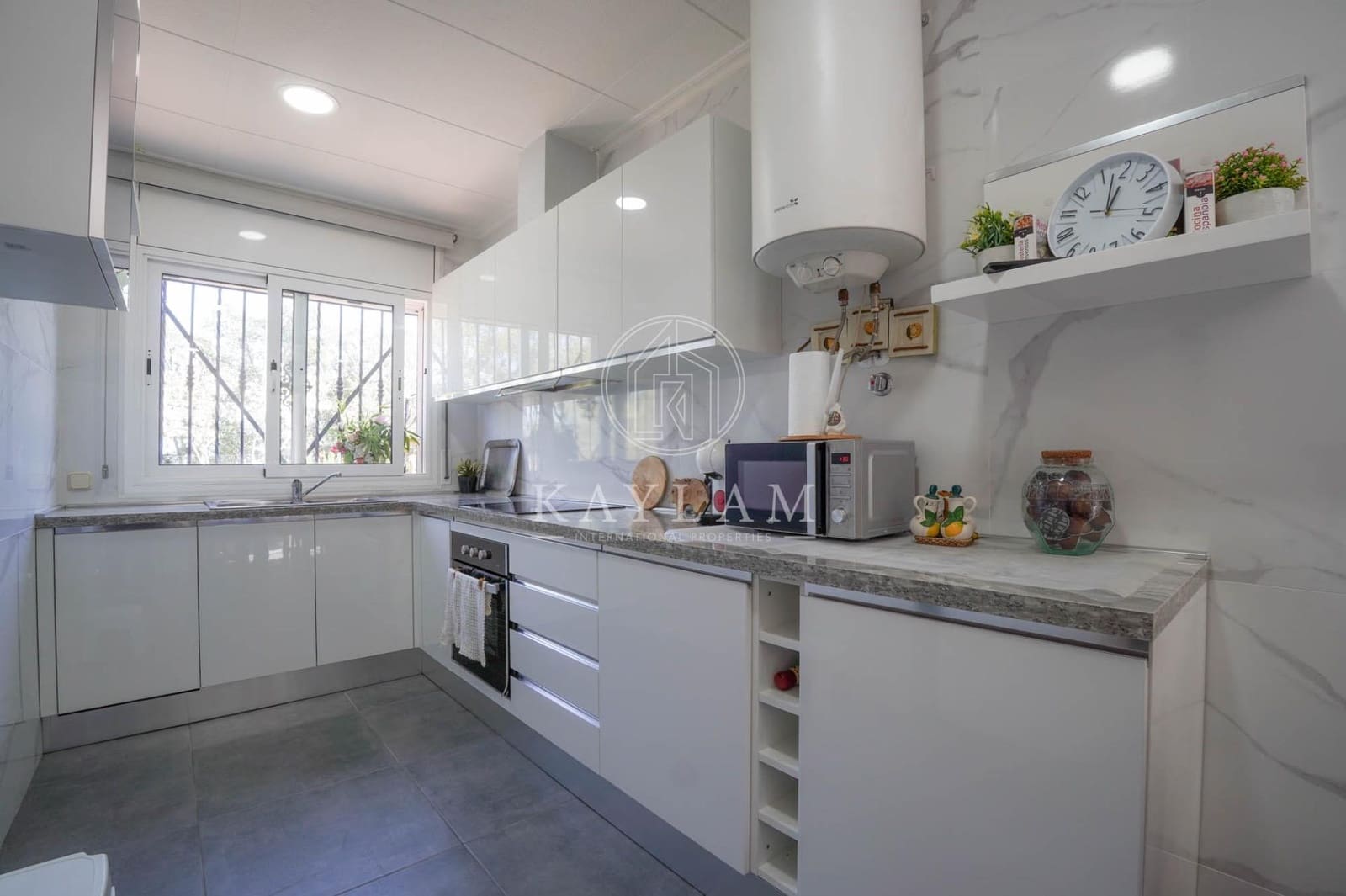 3 bedroom Villa for sale in Macanet de la Selva with pool garage - € 380,000 (Ref: 9730255)