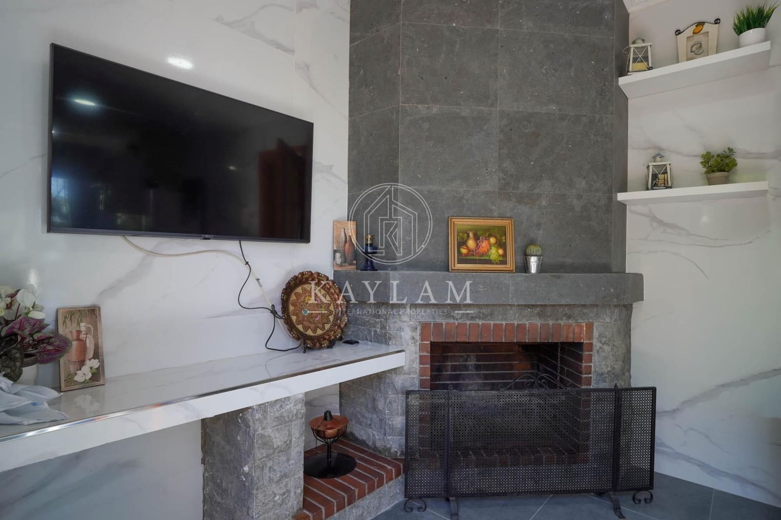 3 bedroom Villa for sale in Macanet de la Selva with pool garage - € 380,000 (Ref: 9730255)