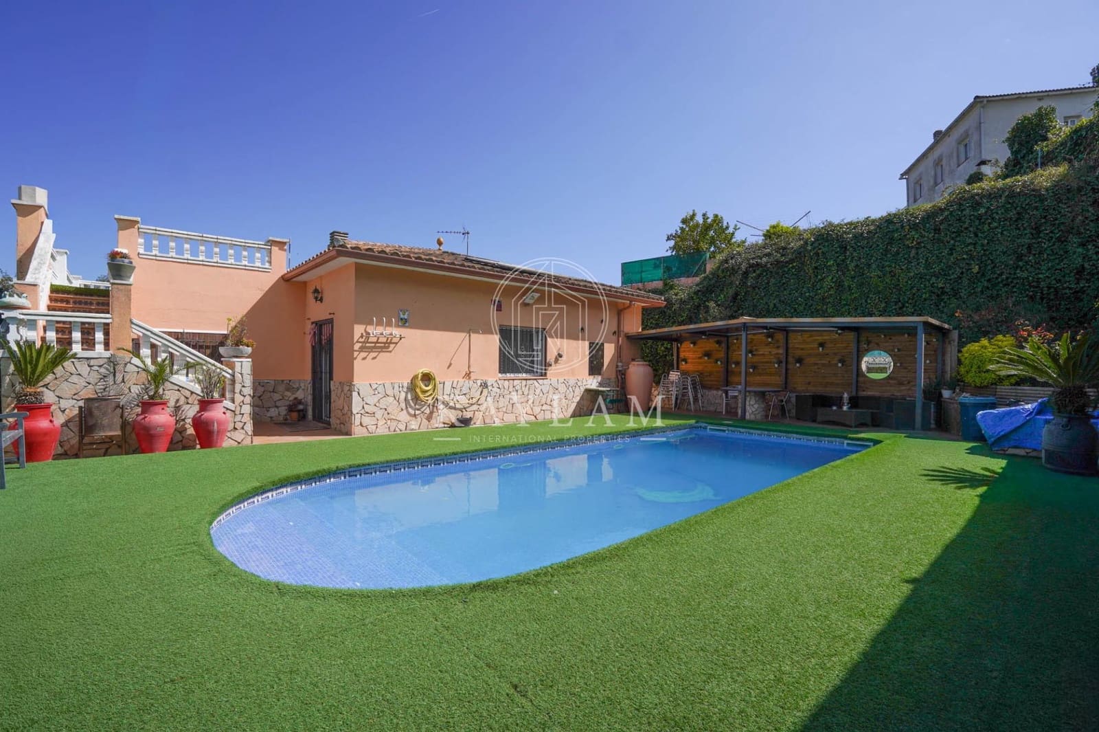 3 bedroom Villa for sale in Macanet de la Selva with pool garage - € 380,000 (Ref: 9730255)