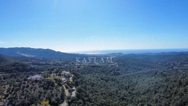 4 quarto Moradia para venda em Lloret de Mar com piscina garagem - 420 000 € (Ref: 9732125)