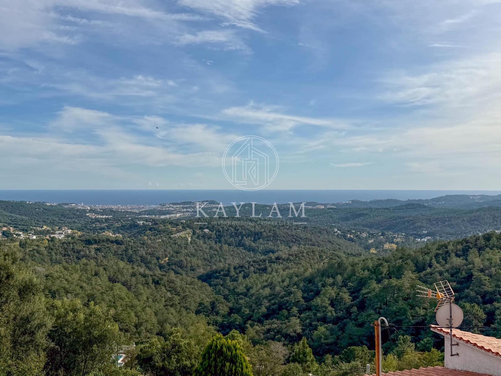 4 quarto Moradia para venda em Lloret de Mar com piscina garagem - 420 000 € (Ref: 9732125)