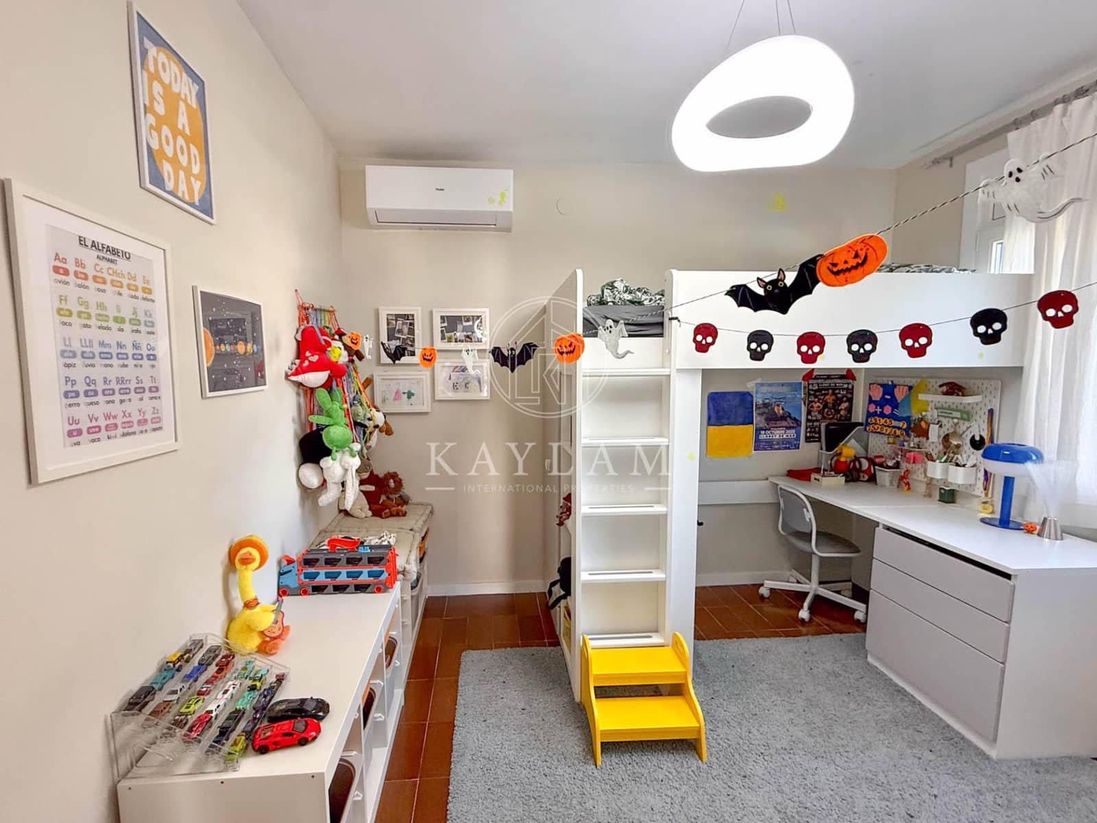 4 quarto Moradia para venda em Lloret de Mar com piscina garagem - 420 000 € (Ref: 9732125)