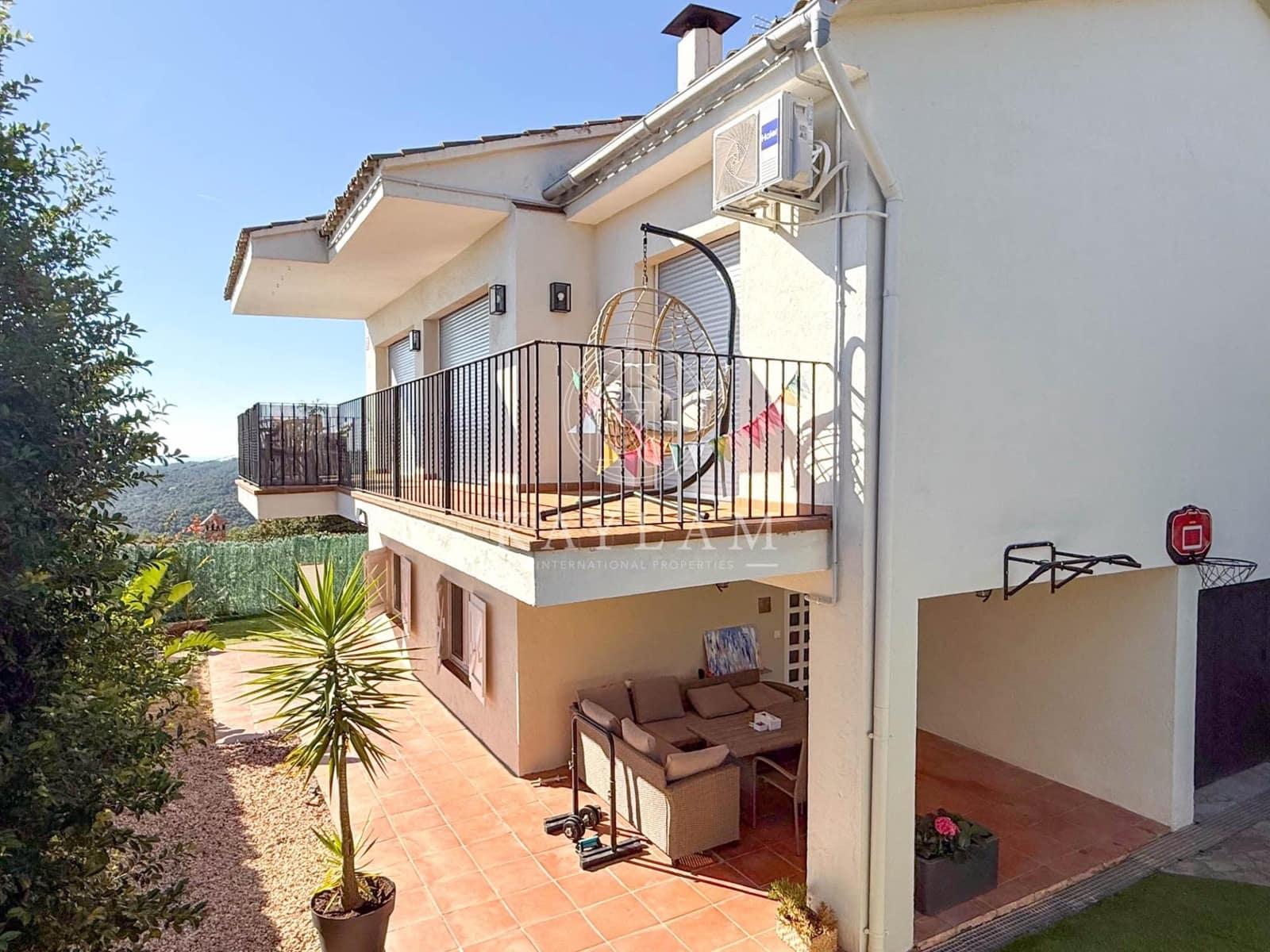 4 quarto Moradia para venda em Lloret de Mar com piscina garagem - 420 000 € (Ref: 9732125)