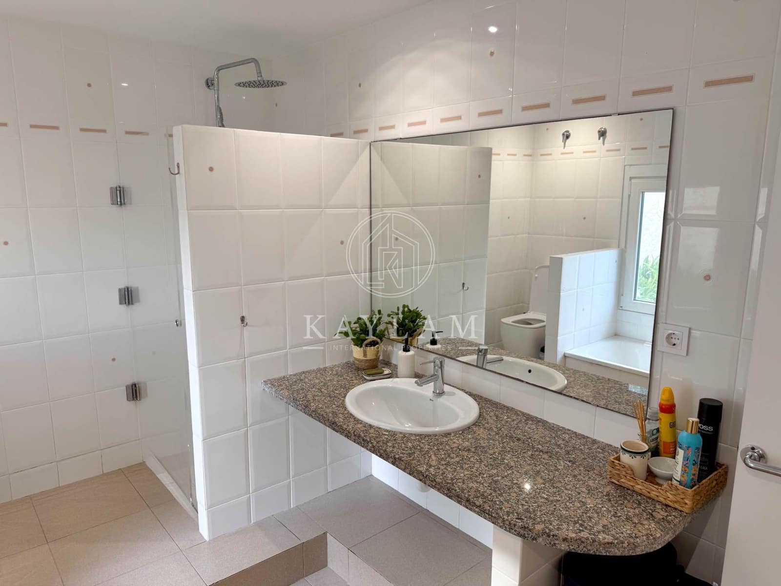 4 quarto Moradia para venda em Lloret de Mar com piscina garagem - 420 000 € (Ref: 9732125)