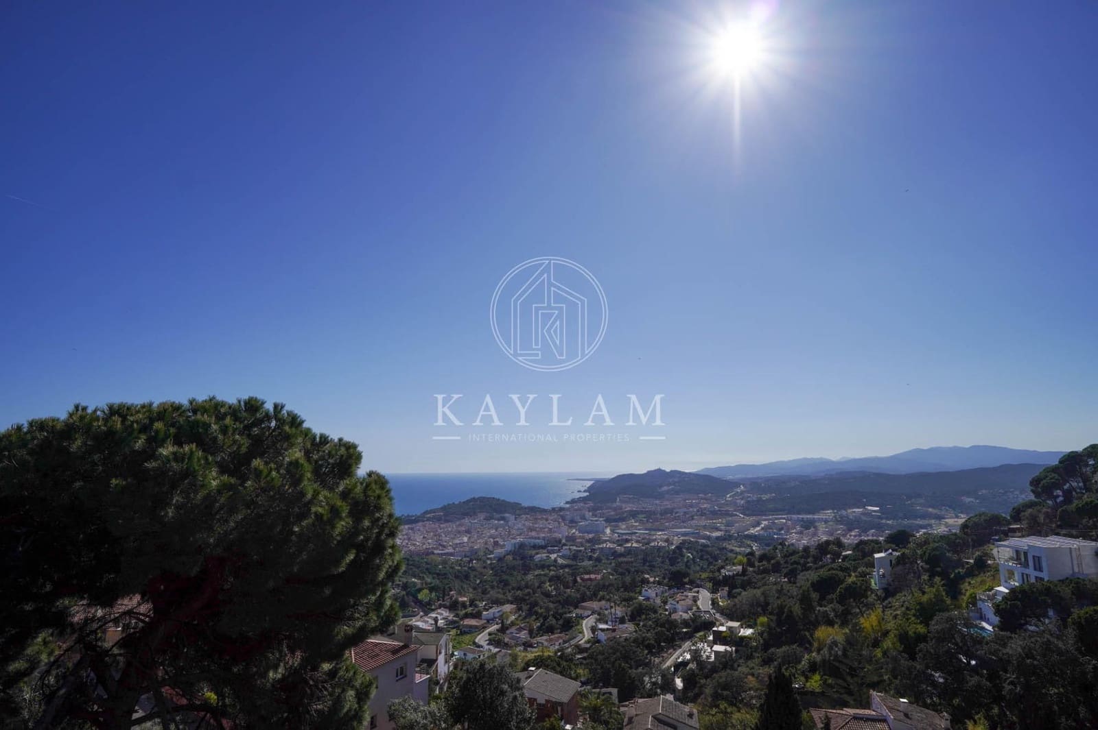 2 soverom Villa til salgs i Lloret de Mar med garasje - € 425 000 (Ref: 9752034)