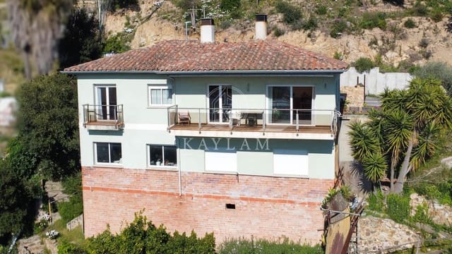 2 soverom Villa til salgs i Roca Grossa, Lloret de Mar med garasje - € 425 000 (Ref: 9752034)