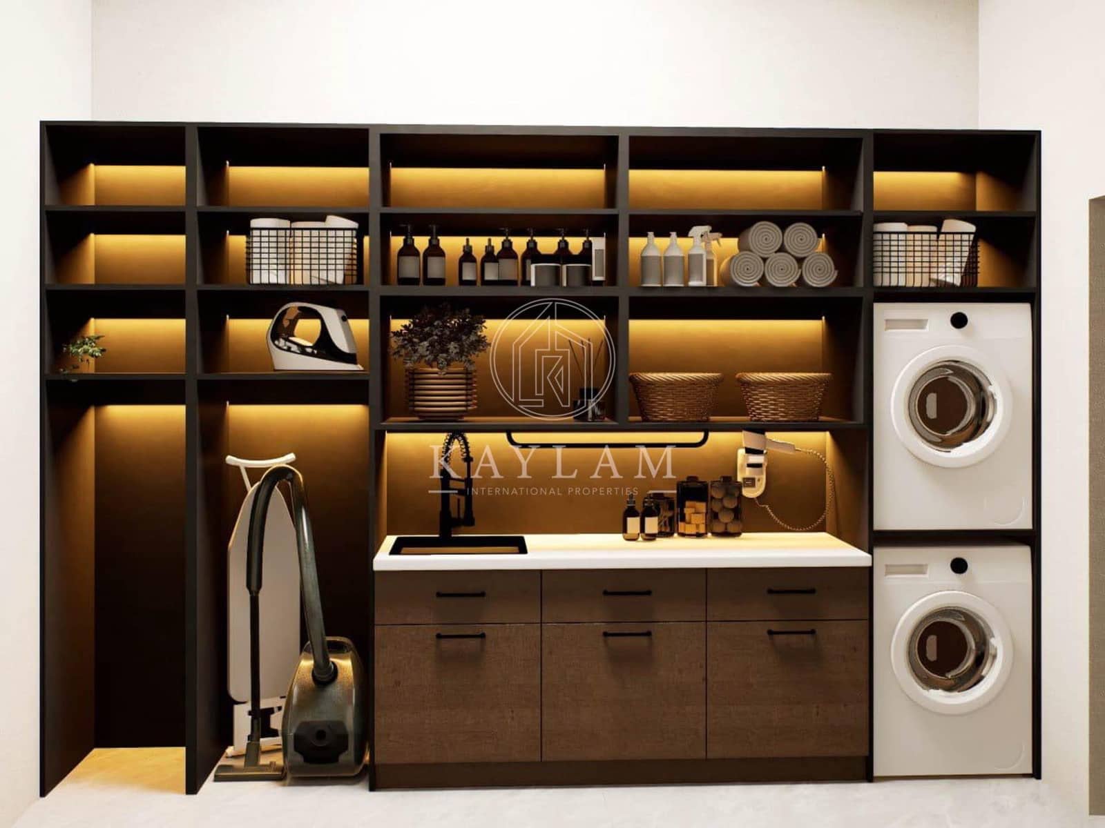 3 soverom Kjedet enebolig til salgs i Lloret de Mar med svømmebasseng garasje - € 830 000 (Ref: 9763624)