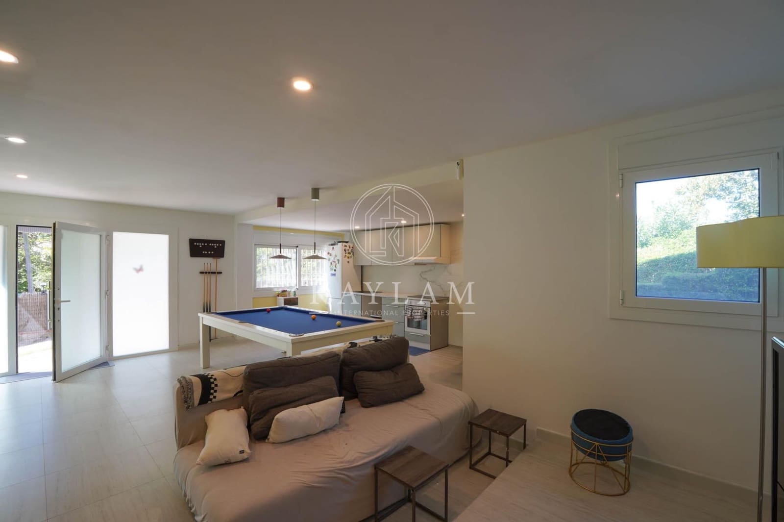 Chalet de 4 habitaciones en Vidreres en venta con piscina - 599.000 € (Ref: 9780562)