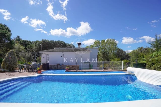 Chalet de 4 habitaciones en Aiguaviva Parc, Vidreres en venta con piscina - 599.000 € (Ref: 9780562)
