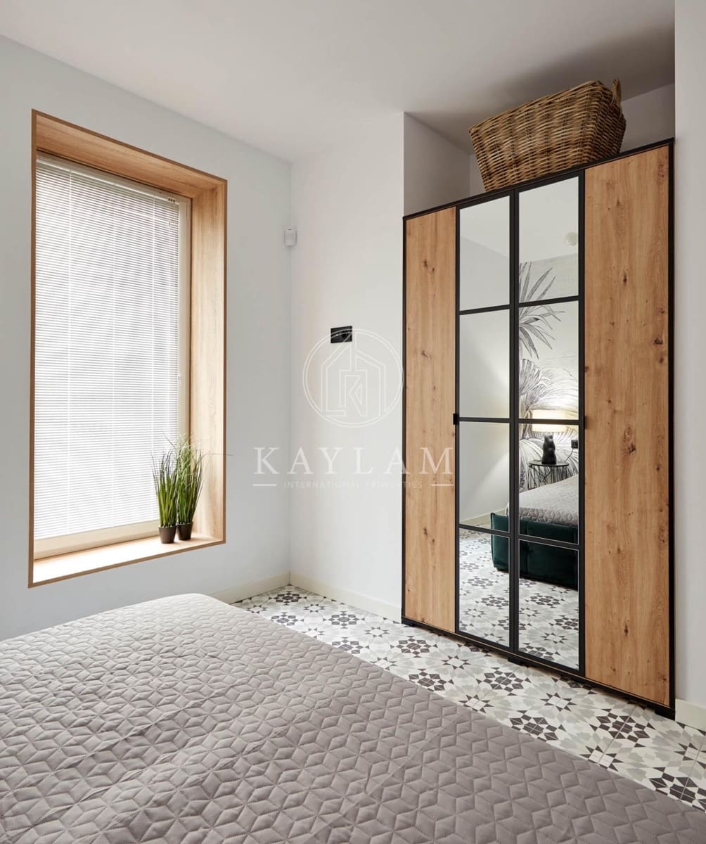 4 slaapkamer Halfvrijstaande villa te koop in Lloret de Mar - € 370.000 (Ref: 9788401)