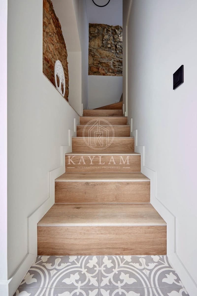 4 slaapkamer Halfvrijstaande villa te koop in Lloret de Mar - € 370.000 (Ref: 9788401)