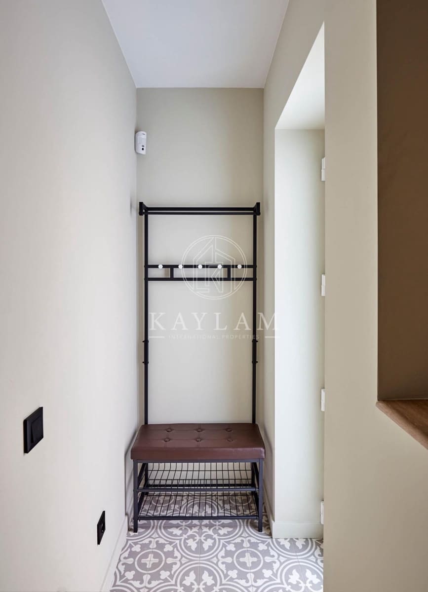 4 slaapkamer Halfvrijstaande villa te koop in Lloret de Mar - € 370.000 (Ref: 9788401)