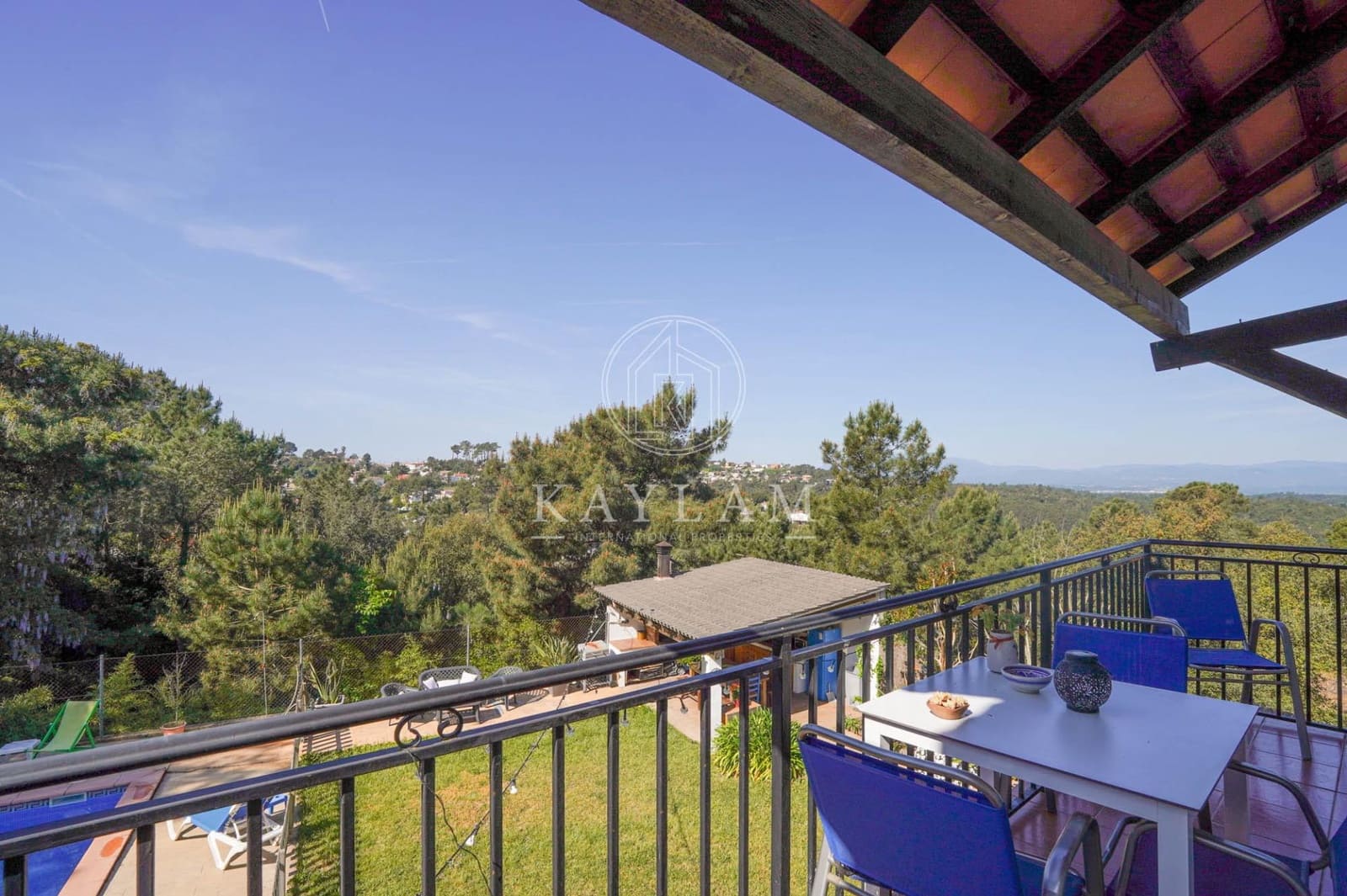 4 sypialnia Willa na sprzedaż w Lloret de Mar z basenem garażem - 545 000 € (Ref: 9799261)