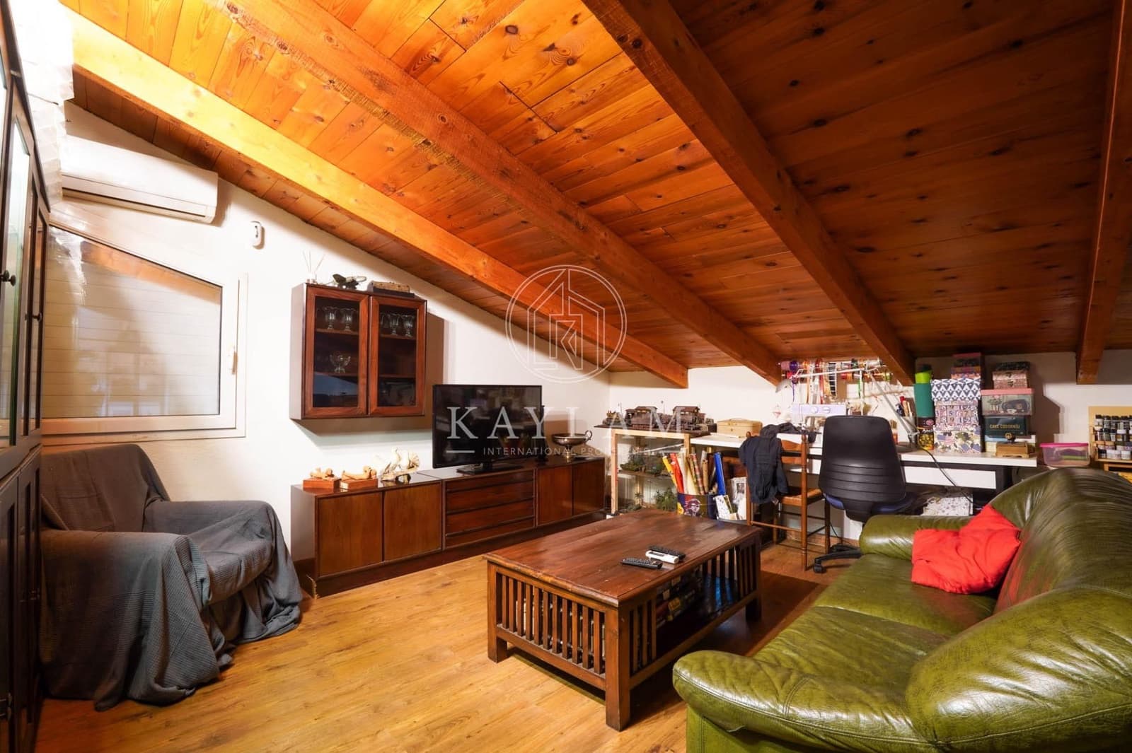 4 sypialnia Willa na sprzedaż w Lloret de Mar z basenem garażem - 545 000 € (Ref: 9799261)