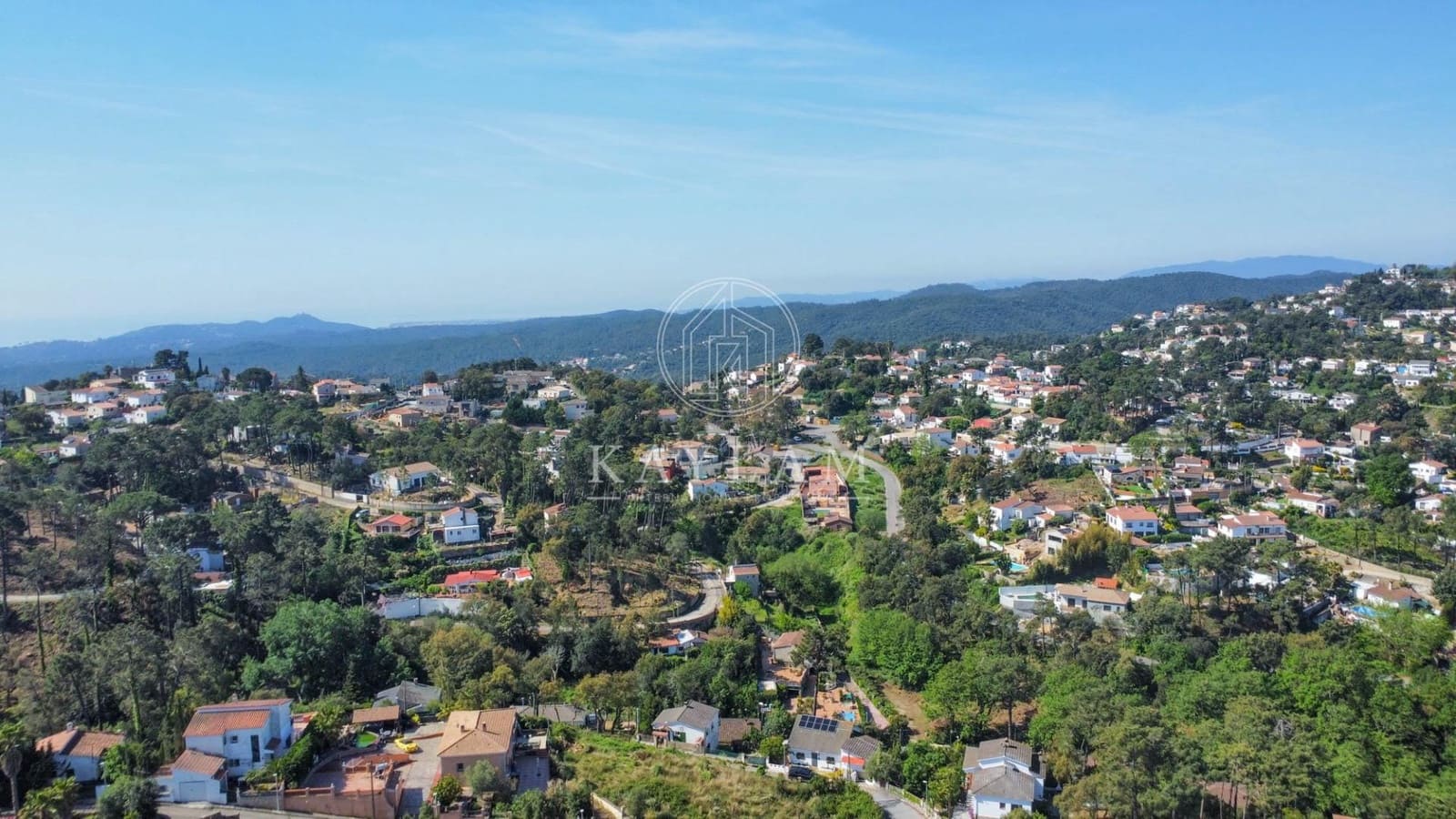 4 sypialnia Willa na sprzedaż w Lloret de Mar z basenem garażem - 545 000 € (Ref: 9799261)