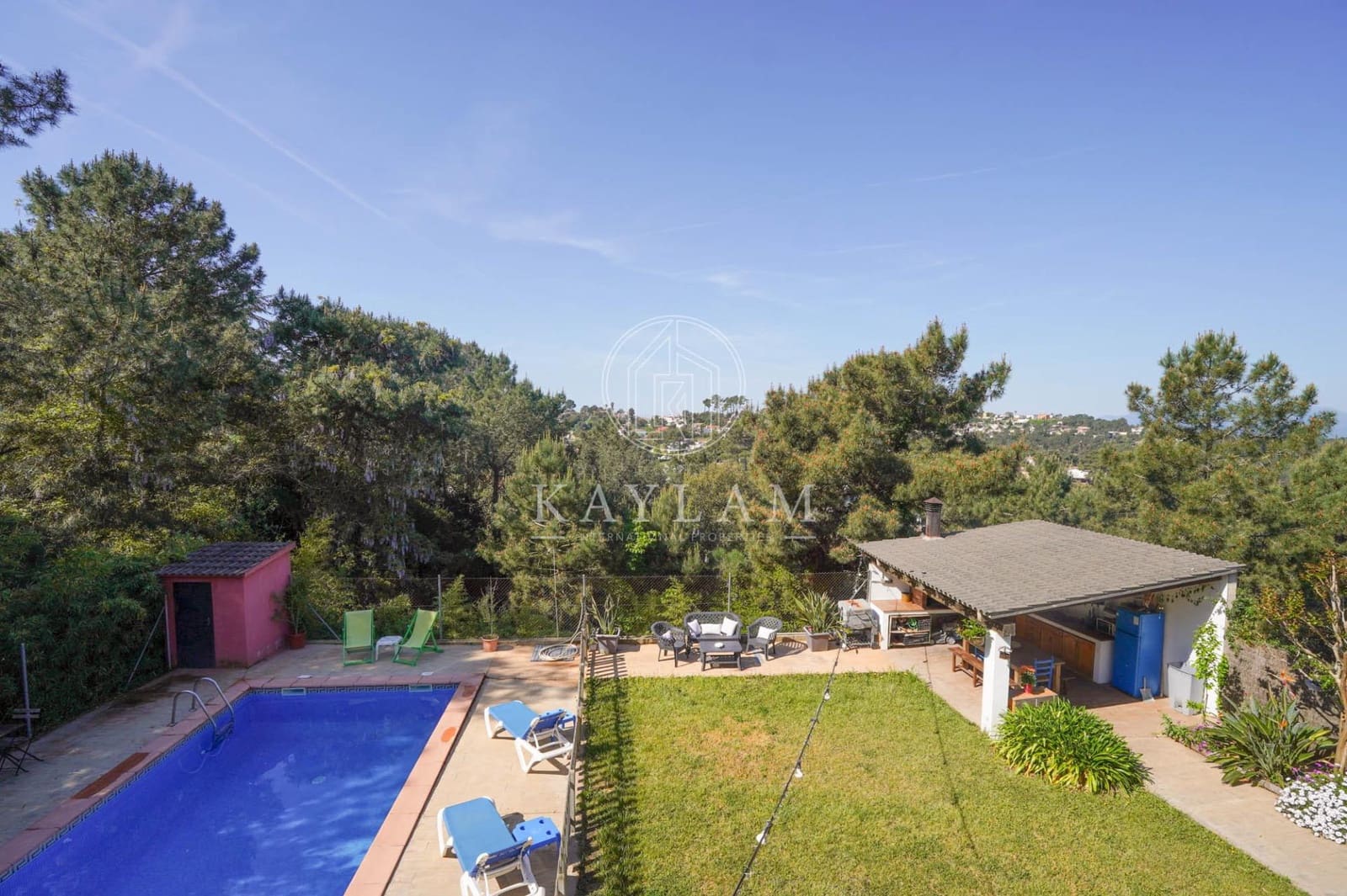 4 sypialnia Willa na sprzedaż w Lloret de Mar z basenem garażem - 545 000 € (Ref: 9799261)