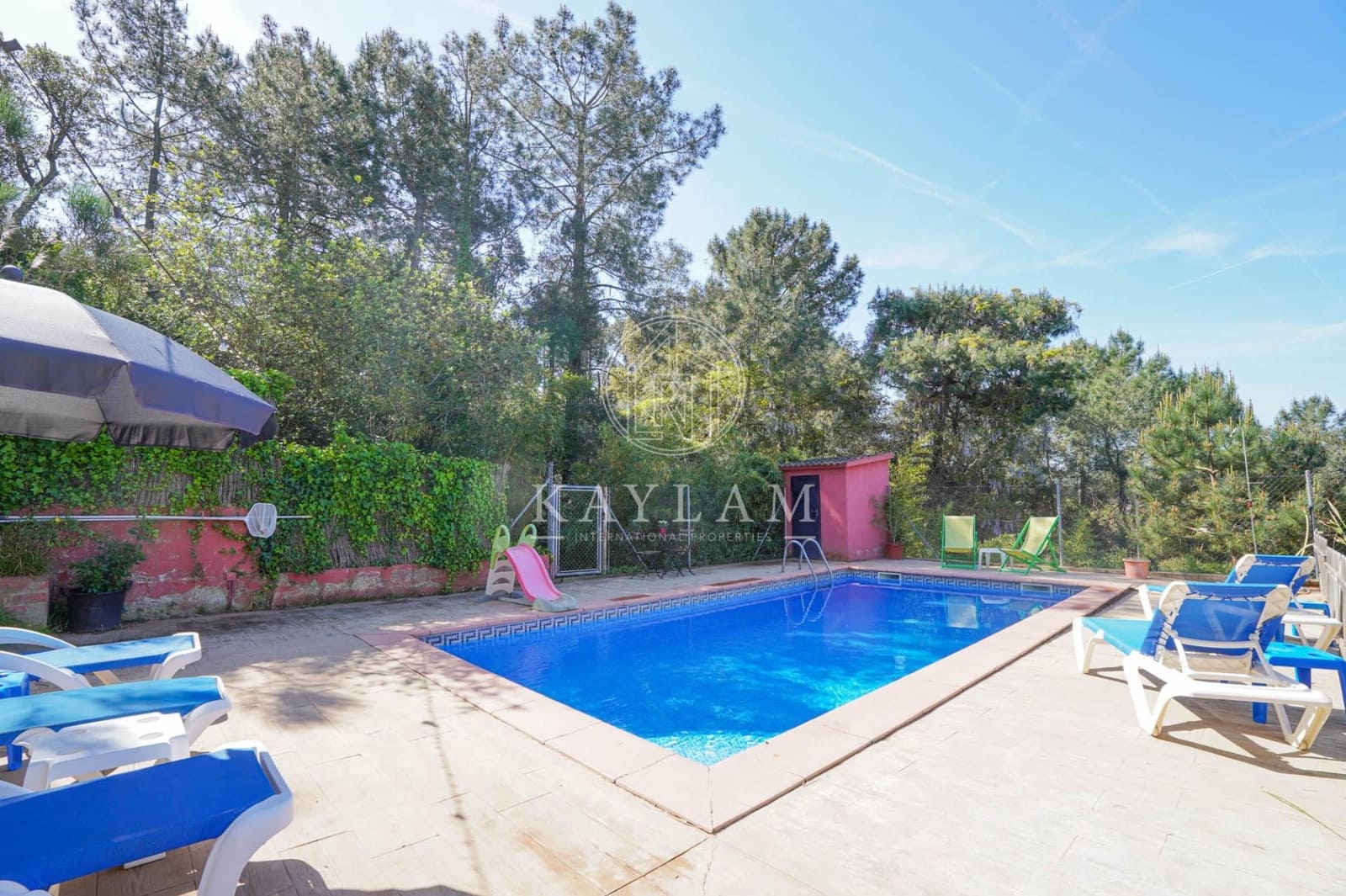 4 sypialnia Willa na sprzedaż w Lloret de Mar z basenem garażem - 545 000 € (Ref: 9799261)