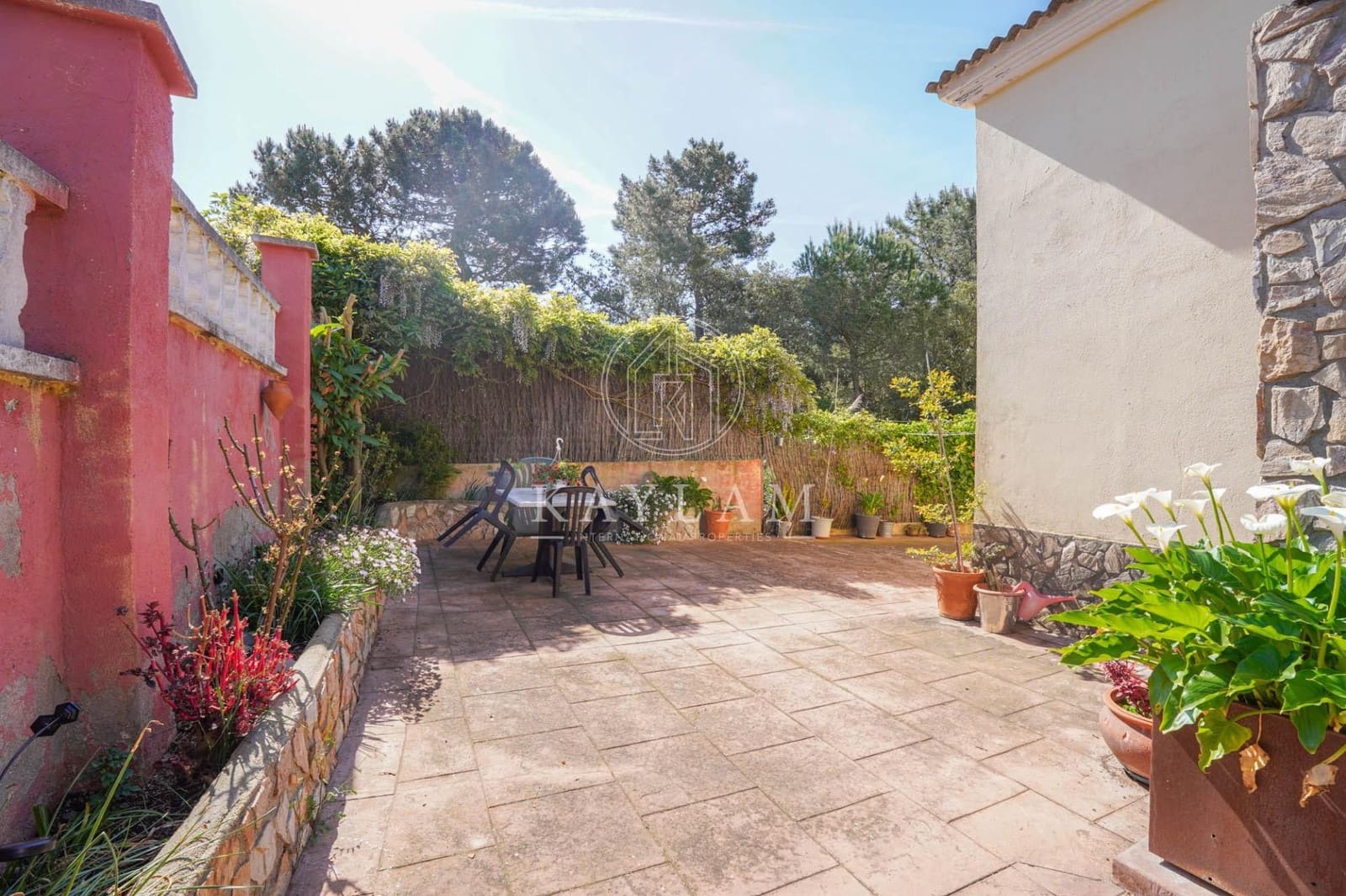 4 sypialnia Willa na sprzedaż w Lloret de Mar z basenem garażem - 545 000 € (Ref: 9799261)