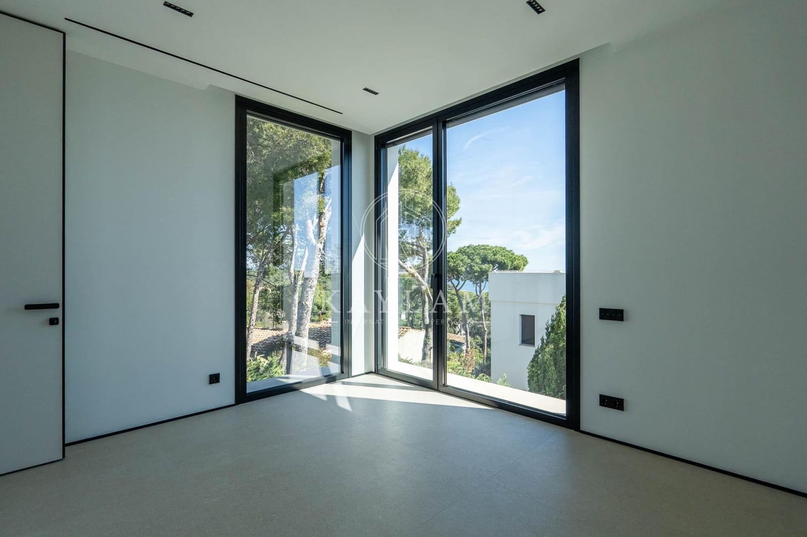 4 slaapkamer Villa te koop in Calonge i Sant Antoni met zwembad garage - € 2.300.000 (Ref: 9804299)