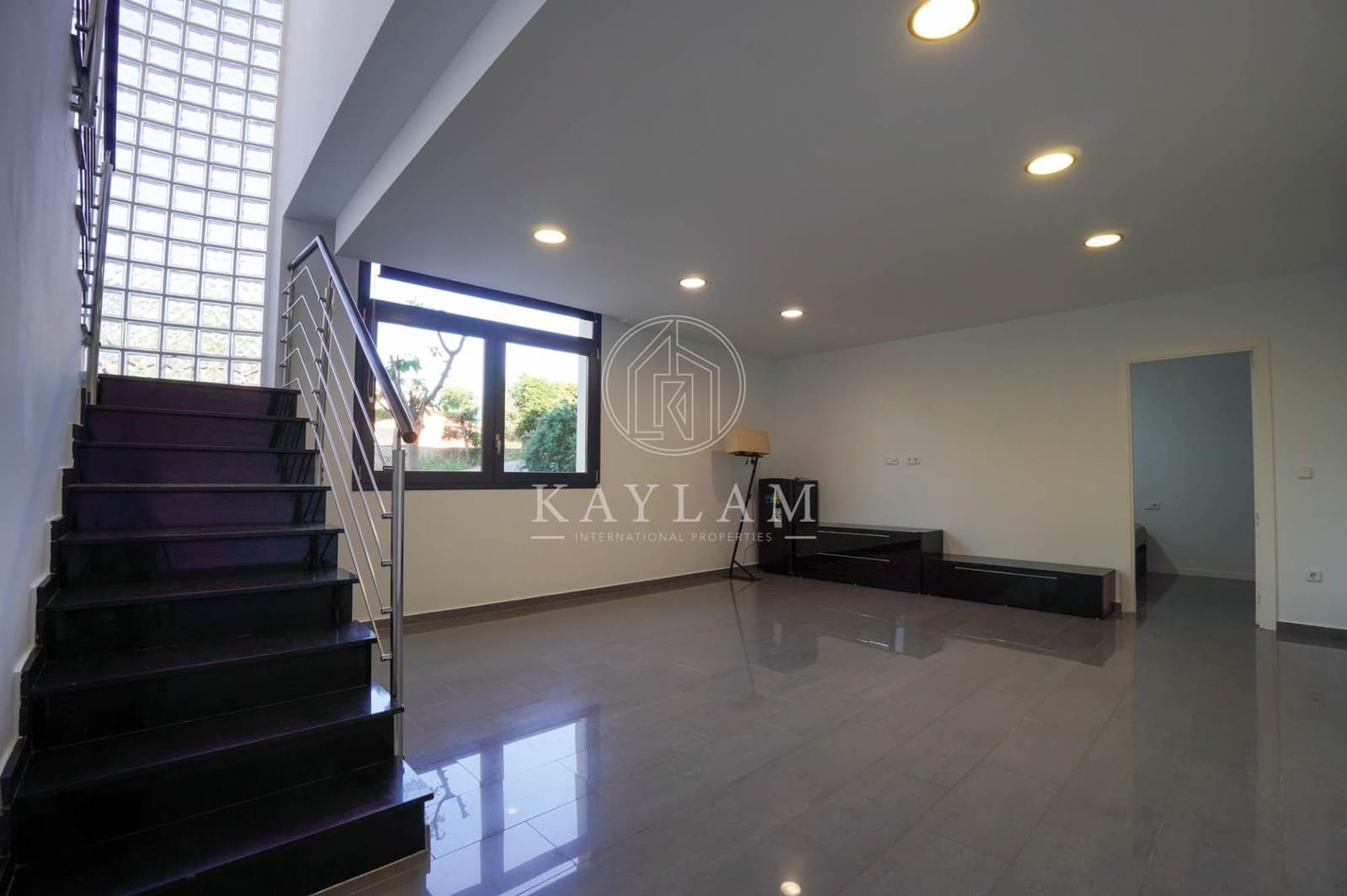 5 makuuhuone Huvila myytävänä paikassa Platja d'Aro mukana uima-altaan 
autotalli - 749 000 € (Ref: 9811580)