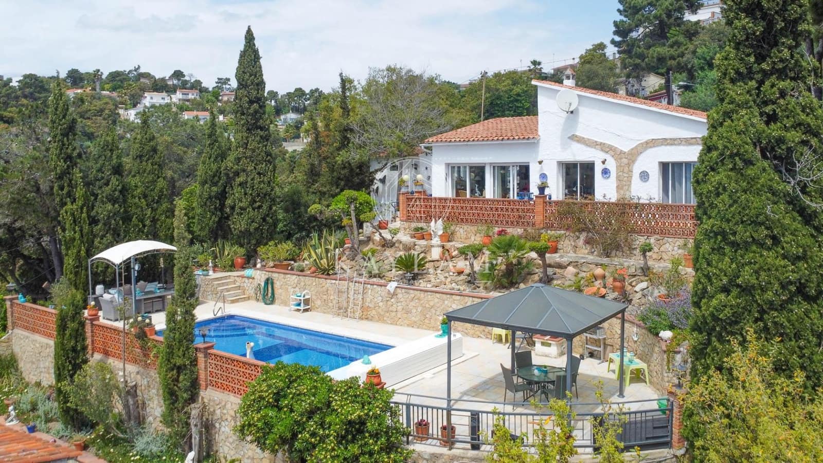 5 camera da letto Villa in vendita in Lloret de Mar con piscina garage - 449.000 € (Rif: 9813335)