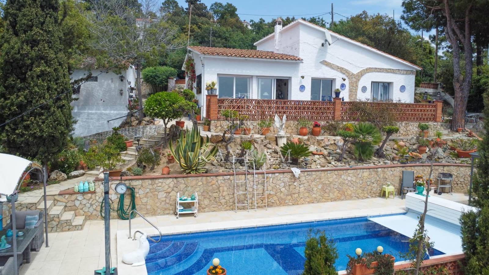 5 camera da letto Villa in vendita in Lloret de Mar con piscina garage - 449.000 € (Rif: 9813335)